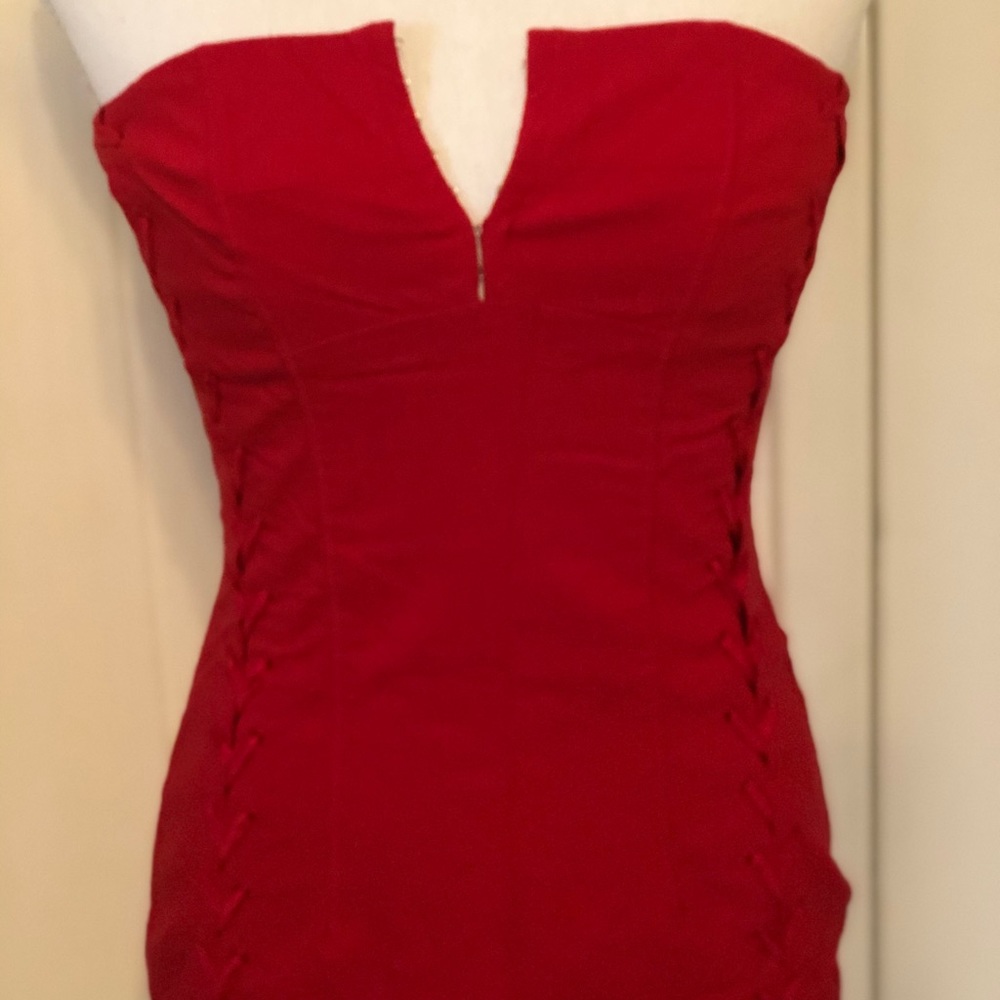 Express Lace-Up Strapless Dress B1 - Picture 3 of 6